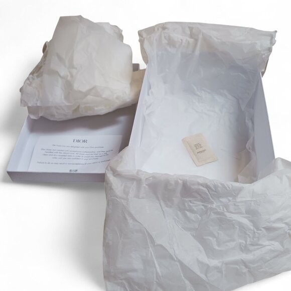Authentic Dior White Shoe Box w/ Tissue Paper, Card & Cloth Satchel  12" x 8" - Picture 10 of 16